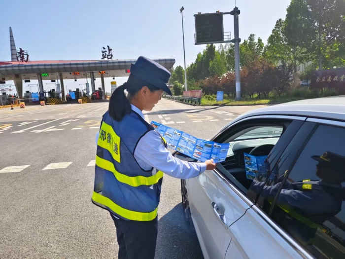 3be26938399211f393c5f8dcf4193eab